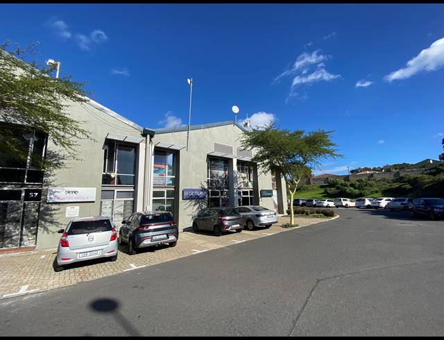 136M² WORKSHOP TO LET IN BROOKLYN